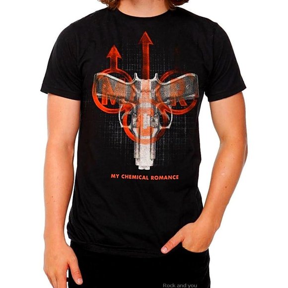 My Chemical Romance Conventional Weapons emo rock Official T-Shirt L NWT - Picture 1 of 2
